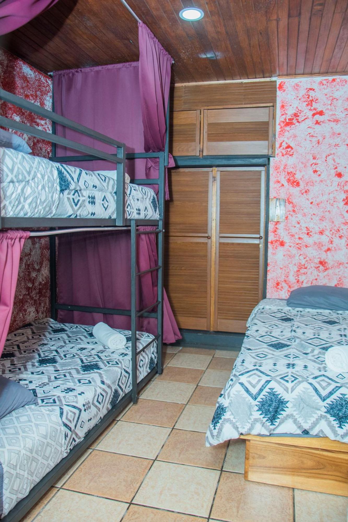 Gardens House, Airport Juan Santamaria, Alajuela, San Jose Pansiyon Dış mekan fotoğraf