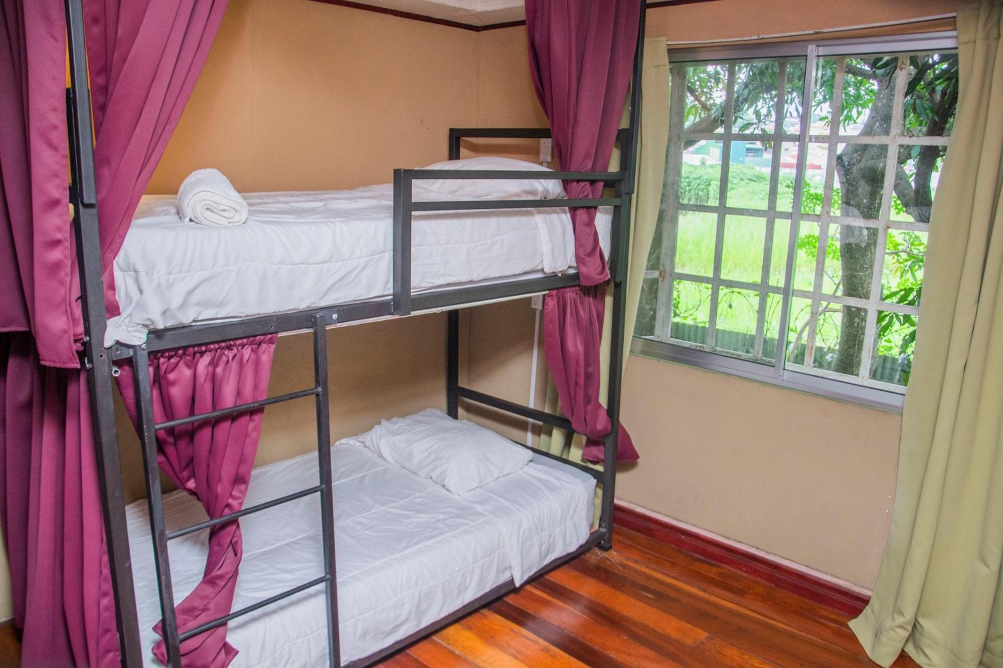 Gardens House, Airport Juan Santamaria, Alajuela, San Jose Pansiyon Dış mekan fotoğraf