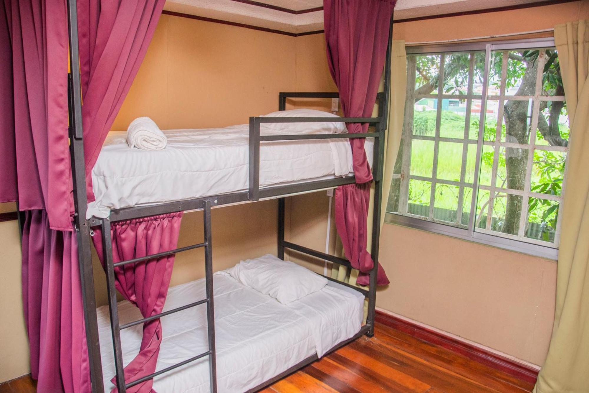 Gardens House, Airport Juan Santamaria, Alajuela, San Jose Pansiyon Dış mekan fotoğraf